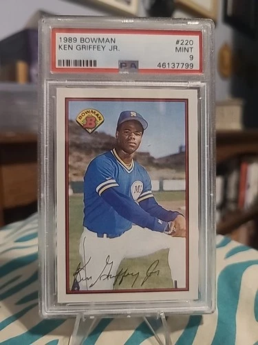1989 Bowman #220 Ken Griffey Jr Rc  PSA 9 MINT. NICE CARD!