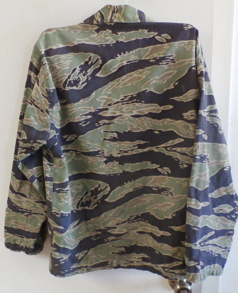 Original Vietnam Tigre Rayas Uniforme Asiático Pequeña Camisa y Pantalones Foto 3 de 4