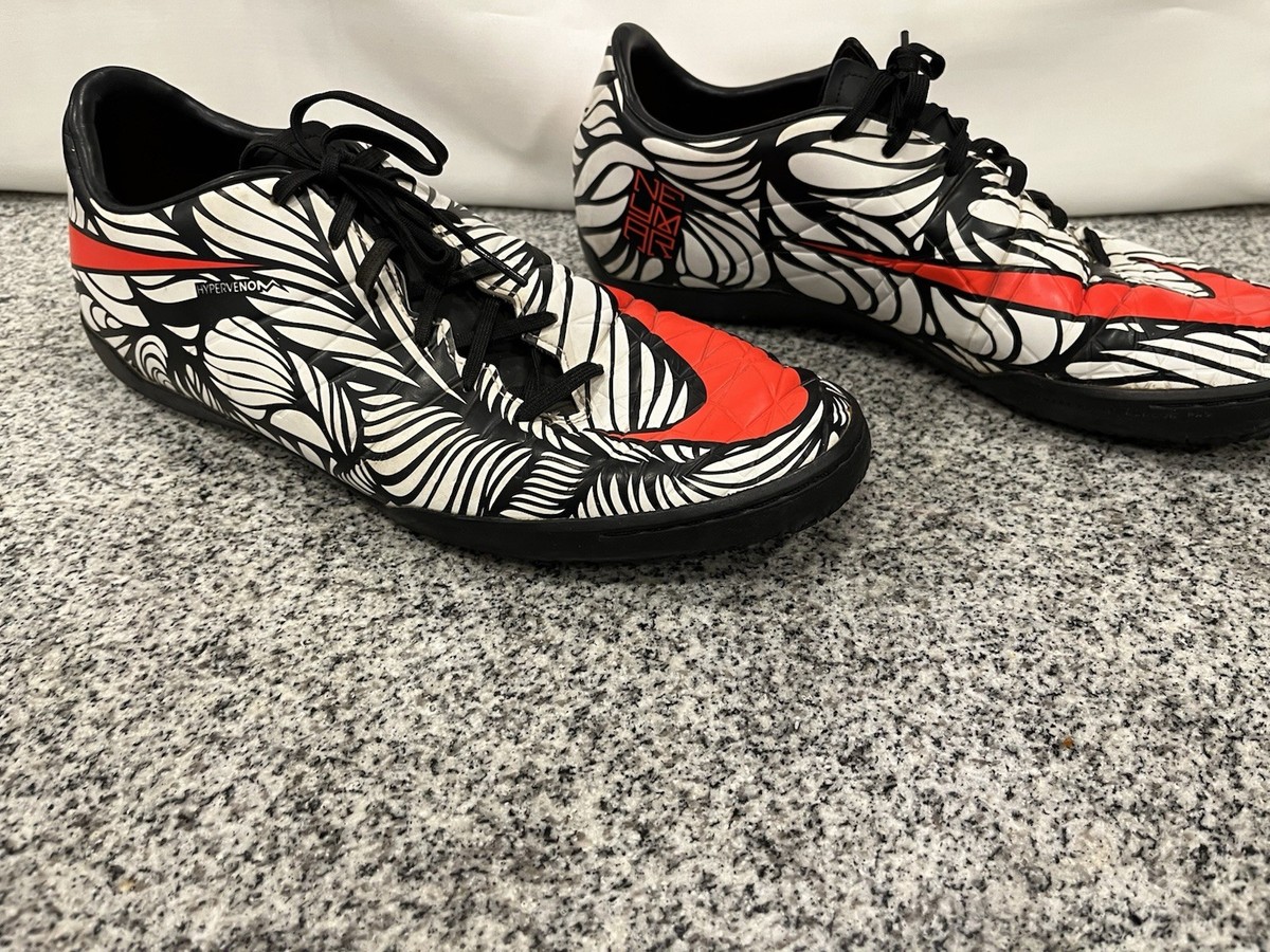 Nike Hypervenom Phelon II 820187-061 Soccer / Running. Blk/Wht