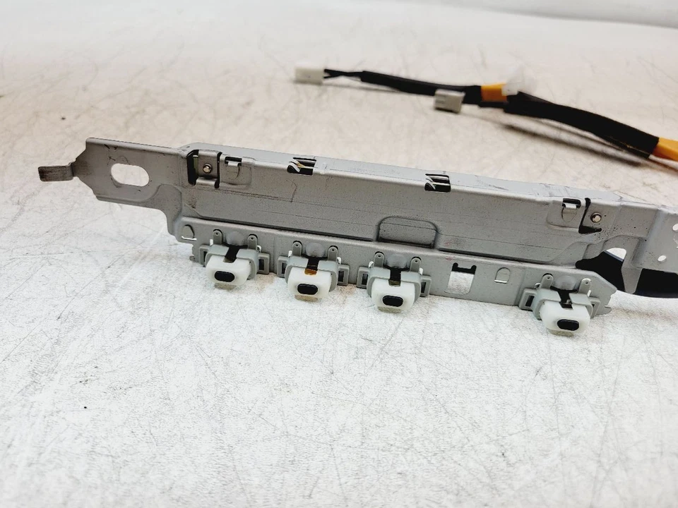 Amplificador de antena Lexus GS350 2013 2014 2015 2016 2017 2018 2019 2020 8630030C60 Foto 3 de 4