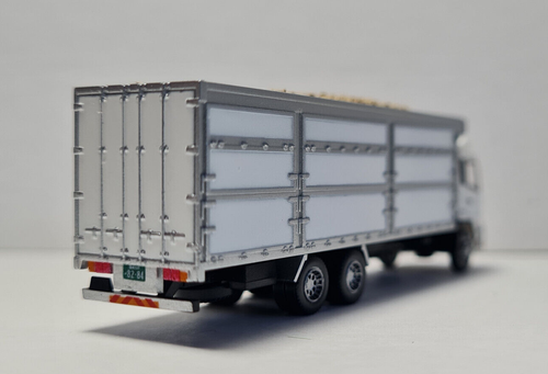 TOMYTEC N scale 1/150 Truck Collection UD Tree Chip Carrier, model - Picture 4 of 6