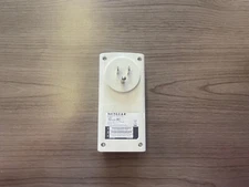 Netgear PlP1200S Power Line 1200 Plus Extra Outlet