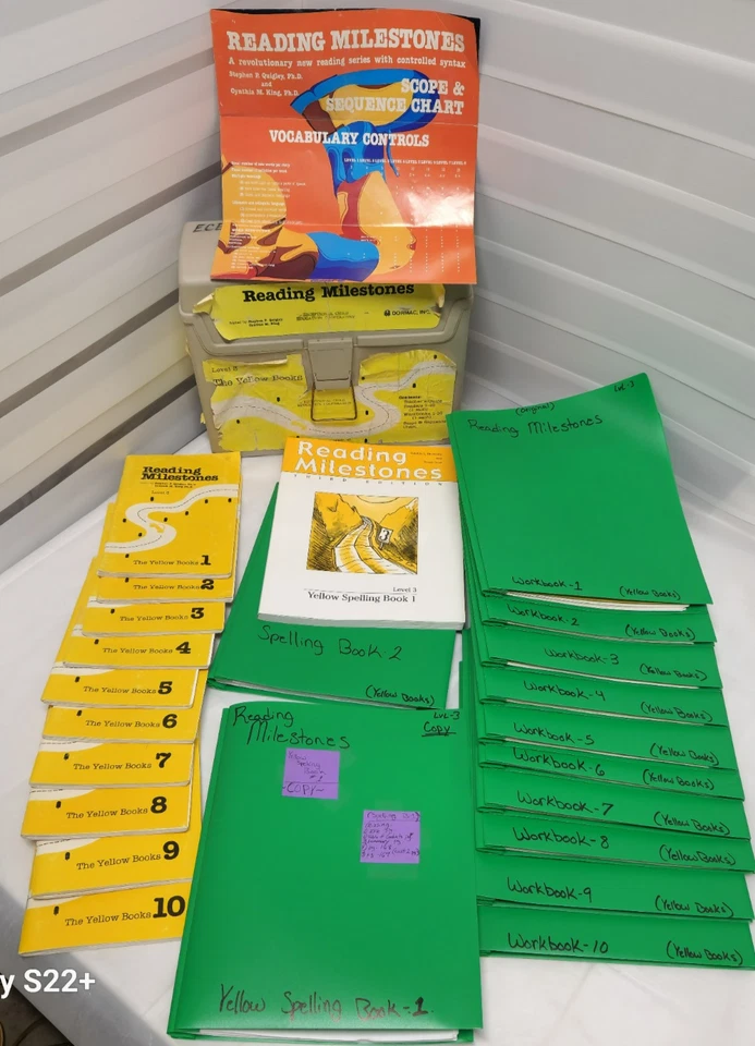 Reading Milestones Complete Lvl3 Program 1st Edition 1981 Dormac Yellow Book Vtg - Image 3 of 4