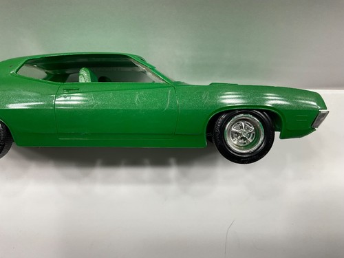 VINTAGE 1:25 SCALE 1970 FORD TORINO COBRA DEALER PROMO CAR - GREEN - READ AD - Picture 14 of 22
