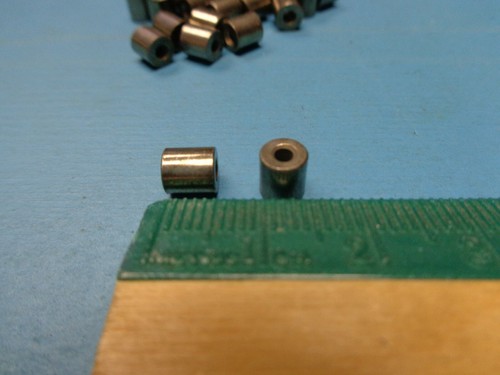 (28 PCS) .08 ID X .203 OD X .22 L SPACER UNTHREADED STANDOFF NOS - Picture 2 of 2