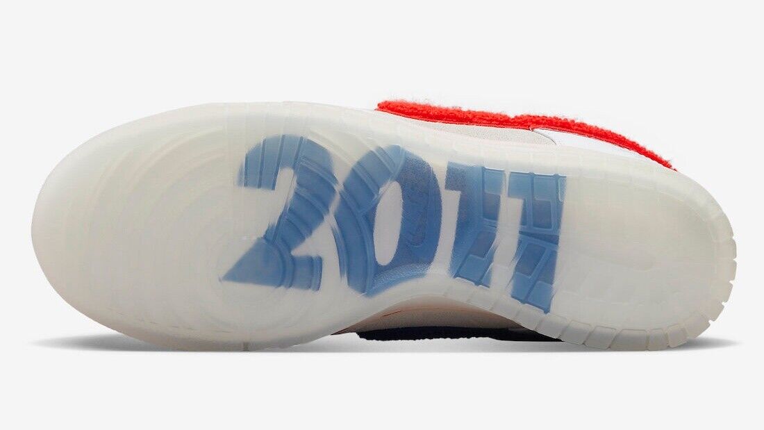 Nike Dunk Low Year of the Rabbit White/Crimson-Varsity Royal Nike Dunk Low Year of the Rabbit White/Crimson-Varsity Royal