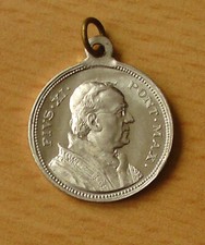 Alter Pilger Anhänger   - Apostel Petrus  - Papst Pius XI - (AU53.6)