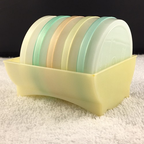Vintage Tupperware Round Pastel Wagon Wheel Coasters 5 in Set Caddy Rack Holder - Picture 2 of 5