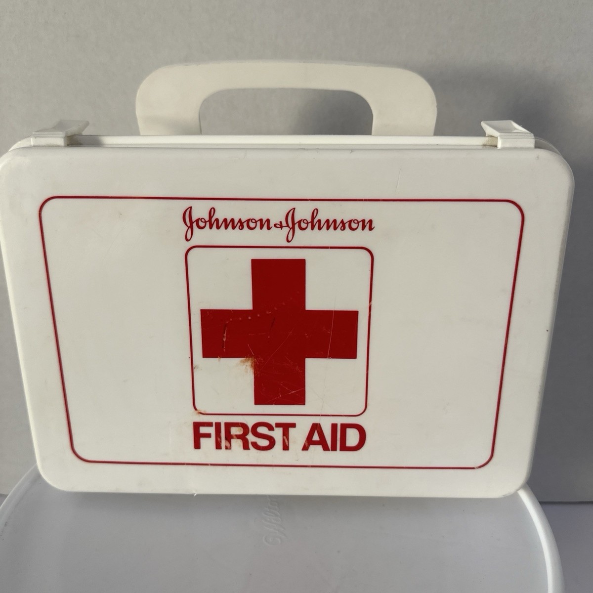 アンティーク　ジョンソン・エンド・ジョンソン ファーストエイドキット RARE SIZE* Vintage Johnson & Johnson First Aid Kit Large Plastic