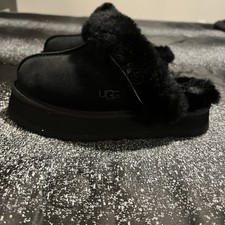 Womens sz6 UGG Disquette Platform Slippers Black Suede Shearling Fur Slides