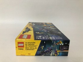 LEGO The Batman Movie 70902 Catwoman Catcycle Chase and 853651 Accessory Set