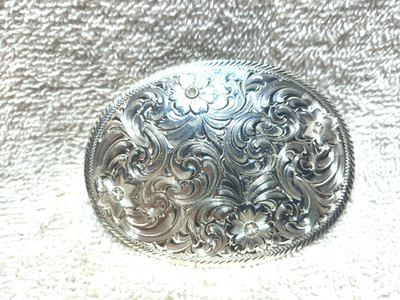 Montana Silversmiths Silver Flower Filigree Western Oval Belt Buckle Great Shape