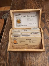 Gold Medal Flour Recipe Box Home Service 16 Dividers 66 Gold Medal Recipes