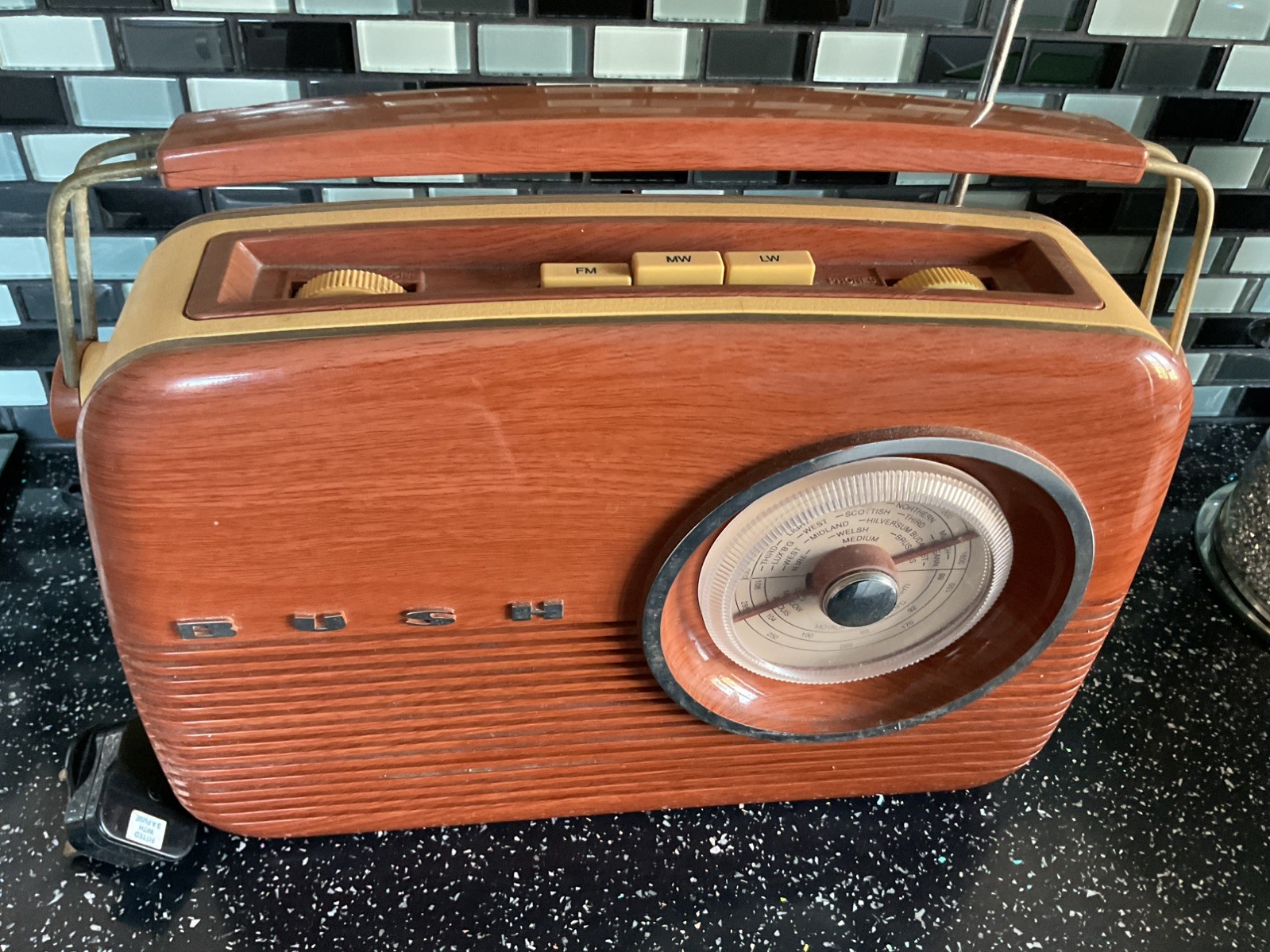 Vintage Working Bush TR82/97  Radio FM MW LW Push Button Volume Dial 