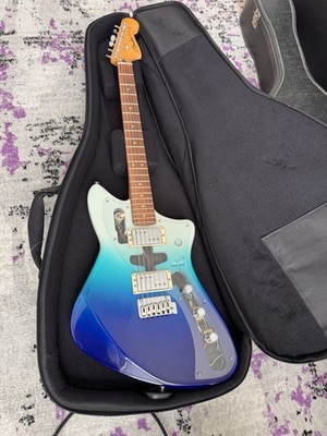 Fender Player Plus Meteora HH Belair Blue w/ Gig Bag