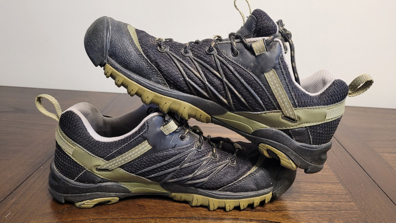 Scarpe da trekking Keen impermeabili nere verdi UOMO TAGLIA 9 BELLE!