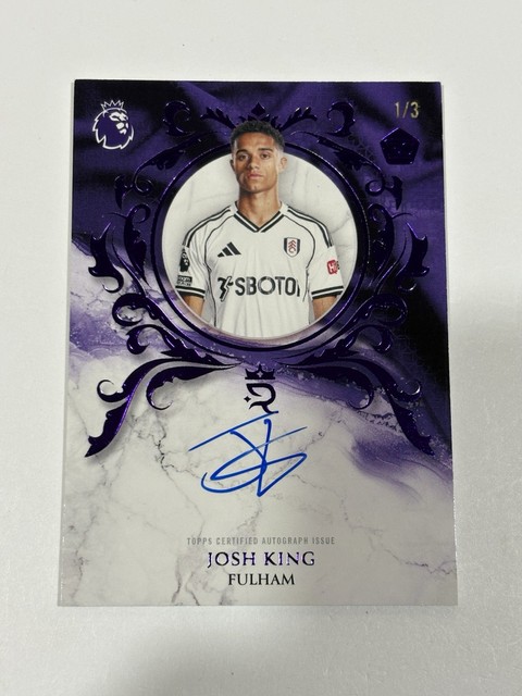 2026 Topps Royalty EPL Soccer Josh King In Line for the Throne Autogramm /3 #LFT-JK