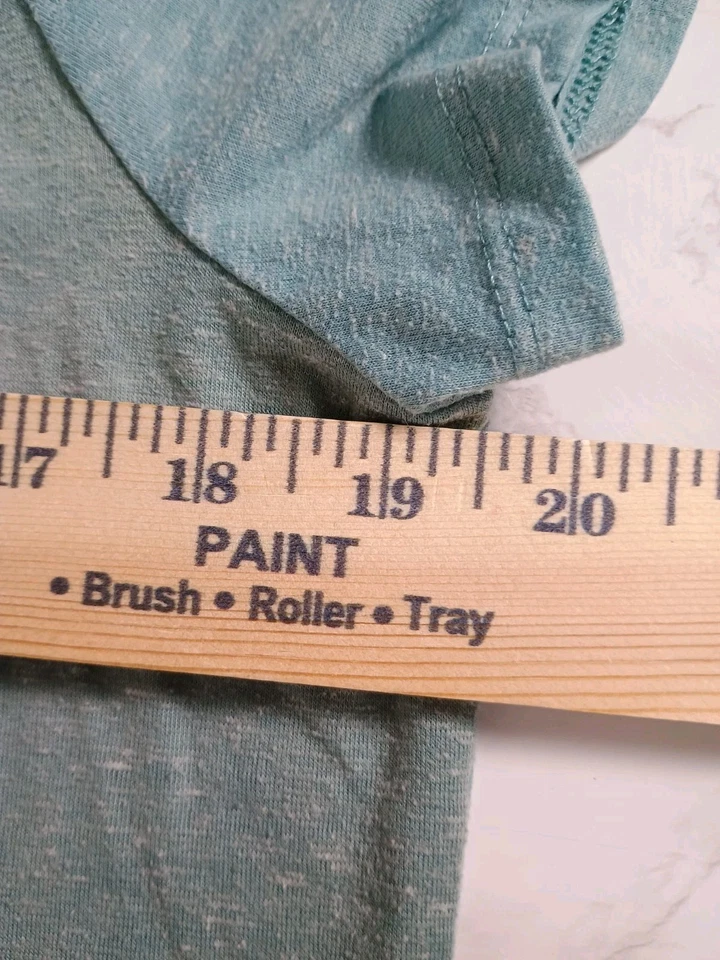 St. John's Bay Women's Petite Large PL Ombre Graphic Print T-Shirt Top Teal Gray - Image 4 of 4