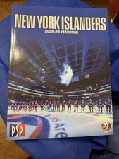 New York Islanders 2025-2026 Yearbook UBS Arena Matthew Schaefer - Nov. 28, 2025