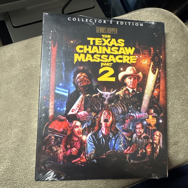 The Texas Chainsaw Massacre 2 (Blu-ray, 1986) Collector’s Edition