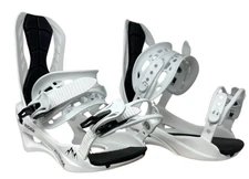 WOMANS ALTITUDE RIDER 4X4, BURTON 3D & EST SNOWBOARD BINDINGS (WHITE) L/XL 9-13