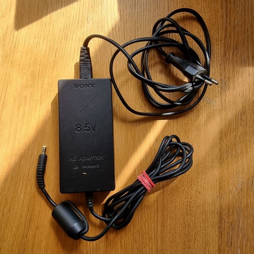 ORIGINAL SONY 8.5V NETZTEIL TRANSFORMATOR FÜR PLAYSTATION 2 SLIM SCPH-70100