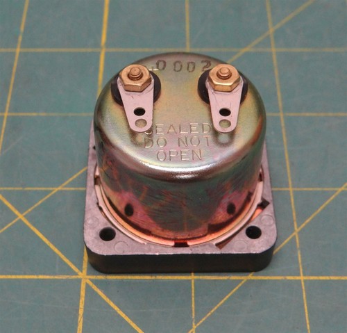 A&M Instruments 135-355 Panel Ammeter 0 - 10 Amps NSN 6625-00-553-8436 - Picture 6 of 7