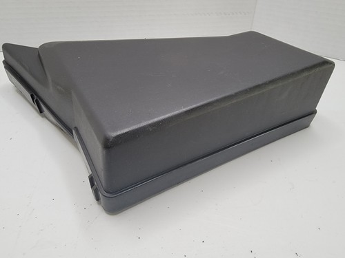 05-09 Subaru Legacy Outback Fuse Box Trim Cover Black Plastic OEM Part MB502050B - Picture 4 of 12