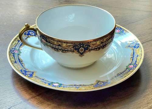 2 GORGEOUS HAVILAND LIMOGES FRANCE WHITE w/ COBALT BLUE and GOLD CUPS & SAUCERS - Picture 2 of 19