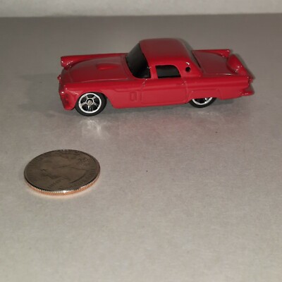 Maisto Red 1956 Ford Thunderbird T-Bird 1:64 Diecast