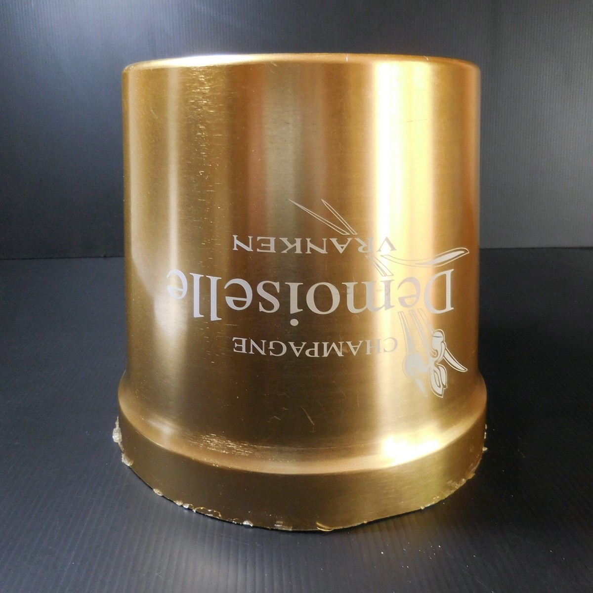 Promo Champagne Demoiselle Brut Vranken chez Géant Casino