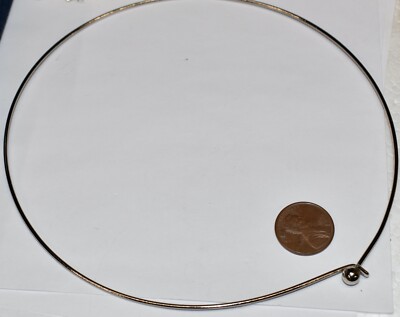 VINTAGE SILVERTONE NECK WIRE CHOKER NECKLACE EASY CLASP CLOSURE