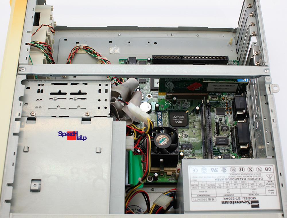 PC Ancien Siemens Scénic Pro C5, Cyrix 225MHz, 128MB, Windows 98, Avec SSD 2Go