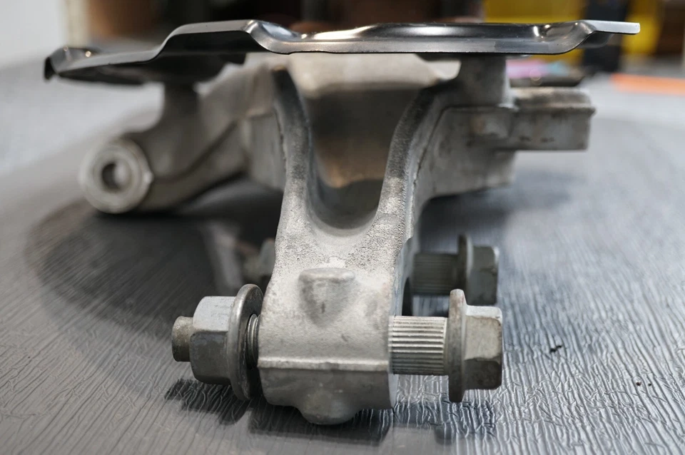 🔅2013-20: Ford Fusion, 2013-16: Lincoln MKZ fabricante original rueda delantera izquierda nudillo y buje Foto 3 de 4