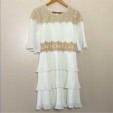 Lulus Westwind White Lace Pleated Tiered Chiffon Dress Crocheted Floral Top Sz L