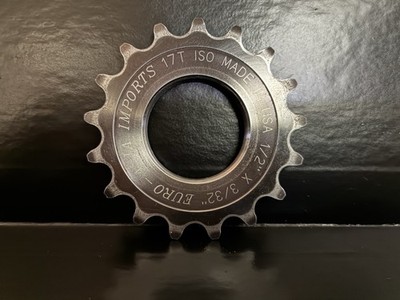 Euro Asia Imports EAI 17t Deluxe Track Bike Cog 1/2  x 3/32  - Fixie, Black USA