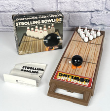 Vintage 1980 Tomy Strolling Bowling Wind Up Ball Portable Table Game Travel Box