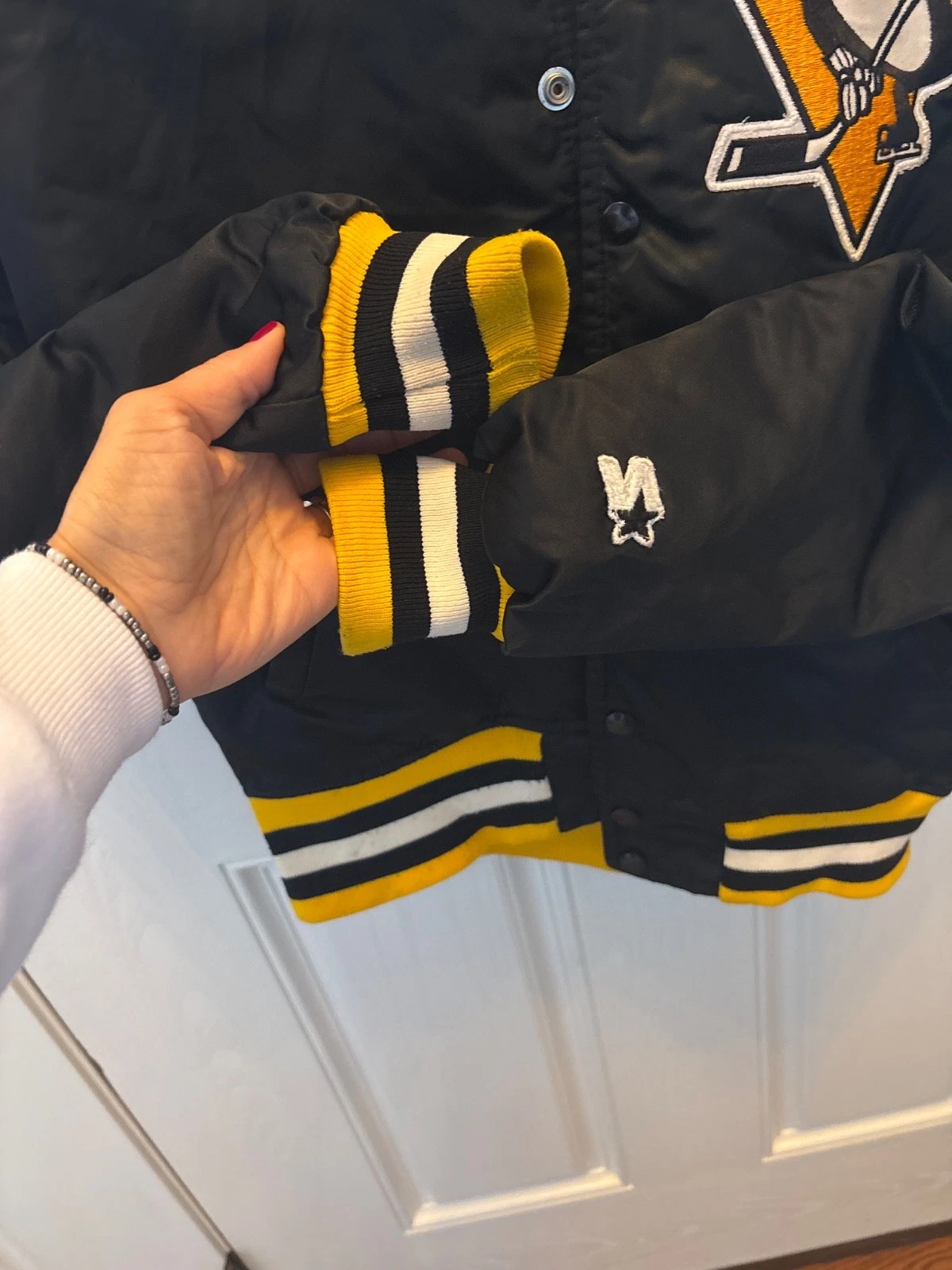 Vintage Pittsburgh Penguins Starter Bomber jacket 80s-great condition! - product detail image 9