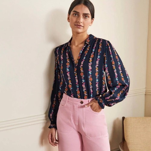 Boden Smocking Detail French Navy Flora Bloom Blouse NWT - Picture 10 of 10