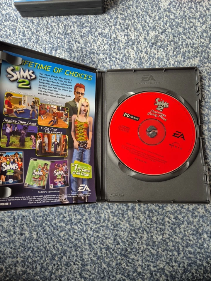 The Sims 2: Christmas Party Pack (PC CD-ROM) - Image 3 of 3