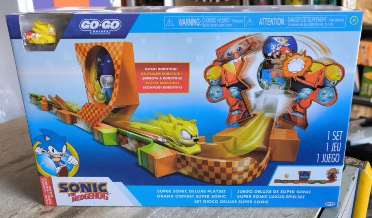 SONIC THE HEDGEHOG SUPER SONIC DELUXE PLAYSET