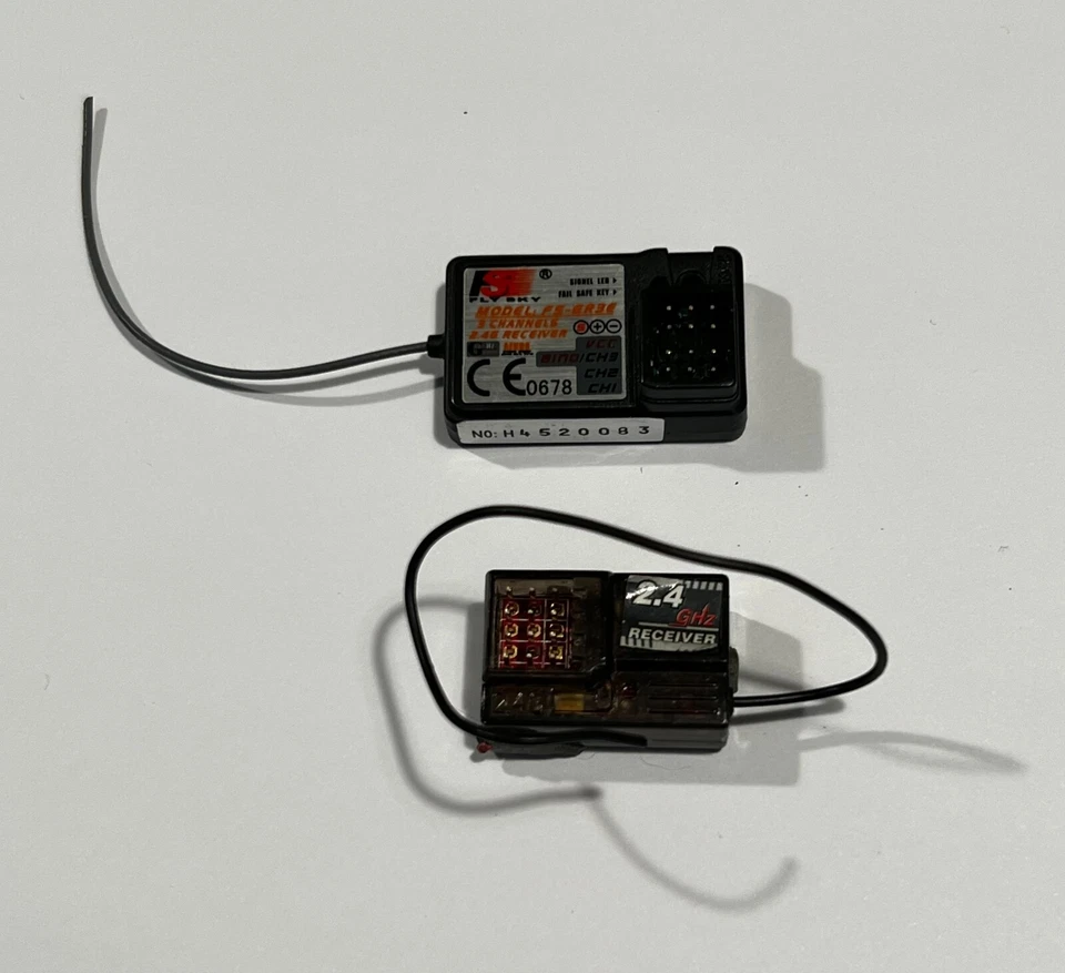 (2) FlySky FS-GR3E 2.4G Receiver 3 Channel - Image 3 of 3