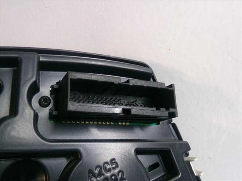 13309003 CUADRO DE MANDOS para OPEL ASTRA 1.7 CDTI MODELO H SEDAN 2010 74026 - Imagen 4 de 4