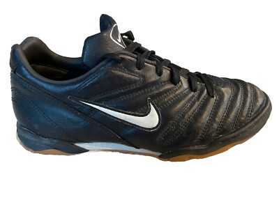 Vintage Nike Soccer Shoes Indoor Mens Leather 2001 Tiempo