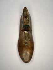 Vintage Wood Cobbler's Shoe Form Mold Rustic Primitive Metal Shoe Bottom Size 7