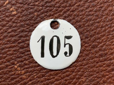 lucky 105