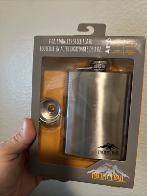 Pacific Trail New 8 OZ. Stainless Steel Silver Flask New In Box. Nib