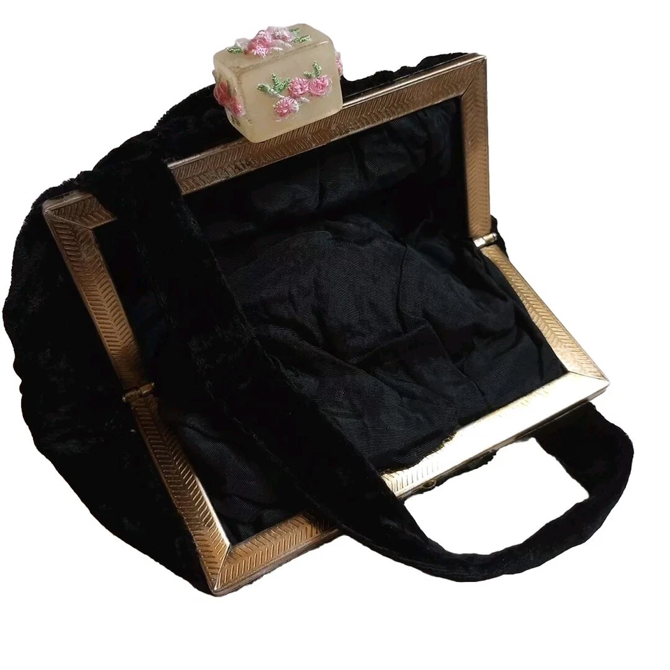 Antique Purse Lucite Clasp 1920’s Art Deco Black Crushed Velvet Flower Granny's - Image 4 of 4