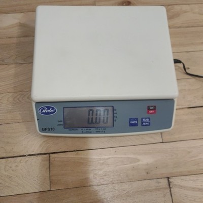 Globe GPS10 10lb Digital Portion Control Scale with LCD Digital Display