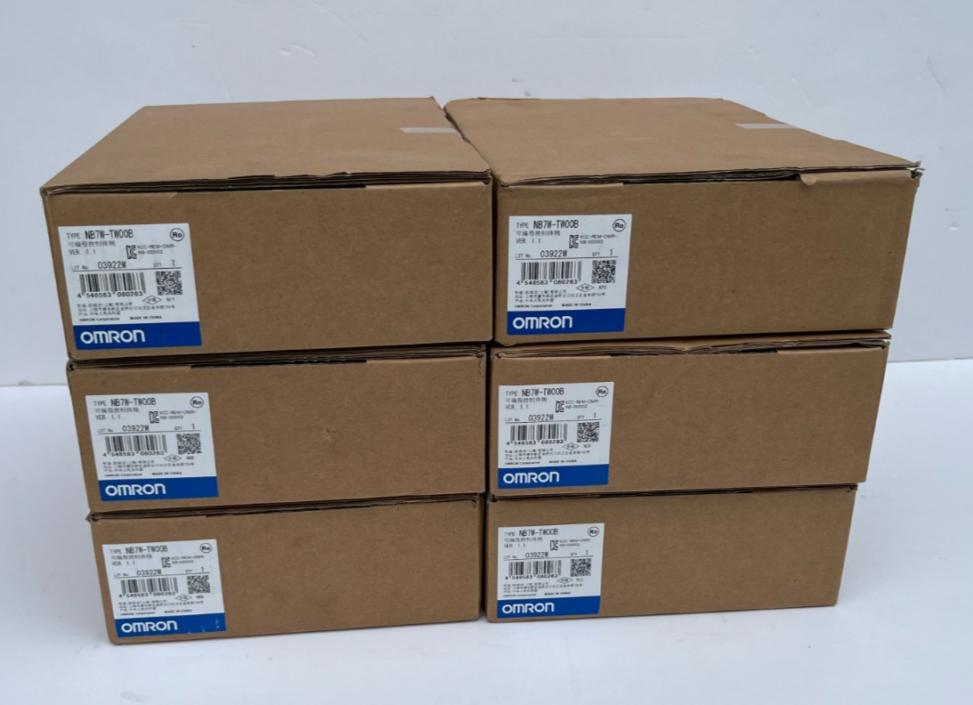 Omron NB7W-TW00B NB-Series HMI 7-inch colour touch TFT LCD screen 800x800 24VDC
